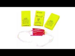 小さい爆竹0210のおもちゃの花火を引っ張って子供のための引きを渡しなさい