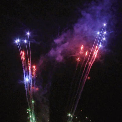Pyrotechnic新年の消費者ケーキの花火のクリスマスの花火はMercunを固める