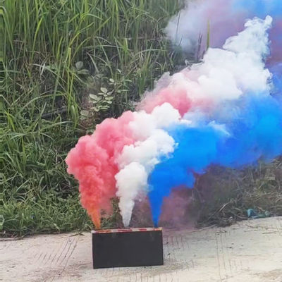 中国色煙 日中の花火 三色煙のフレア スポーツミーティング写真のための色爆弾